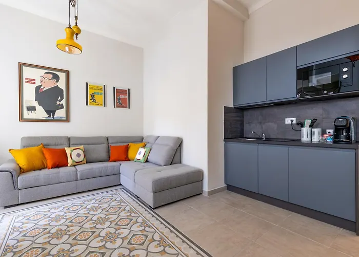 As Feel - Charming Space At Torre Argentina Apartment Rom